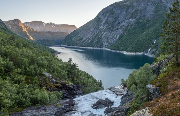 Derfor er strømprisen uvanlig høy i år