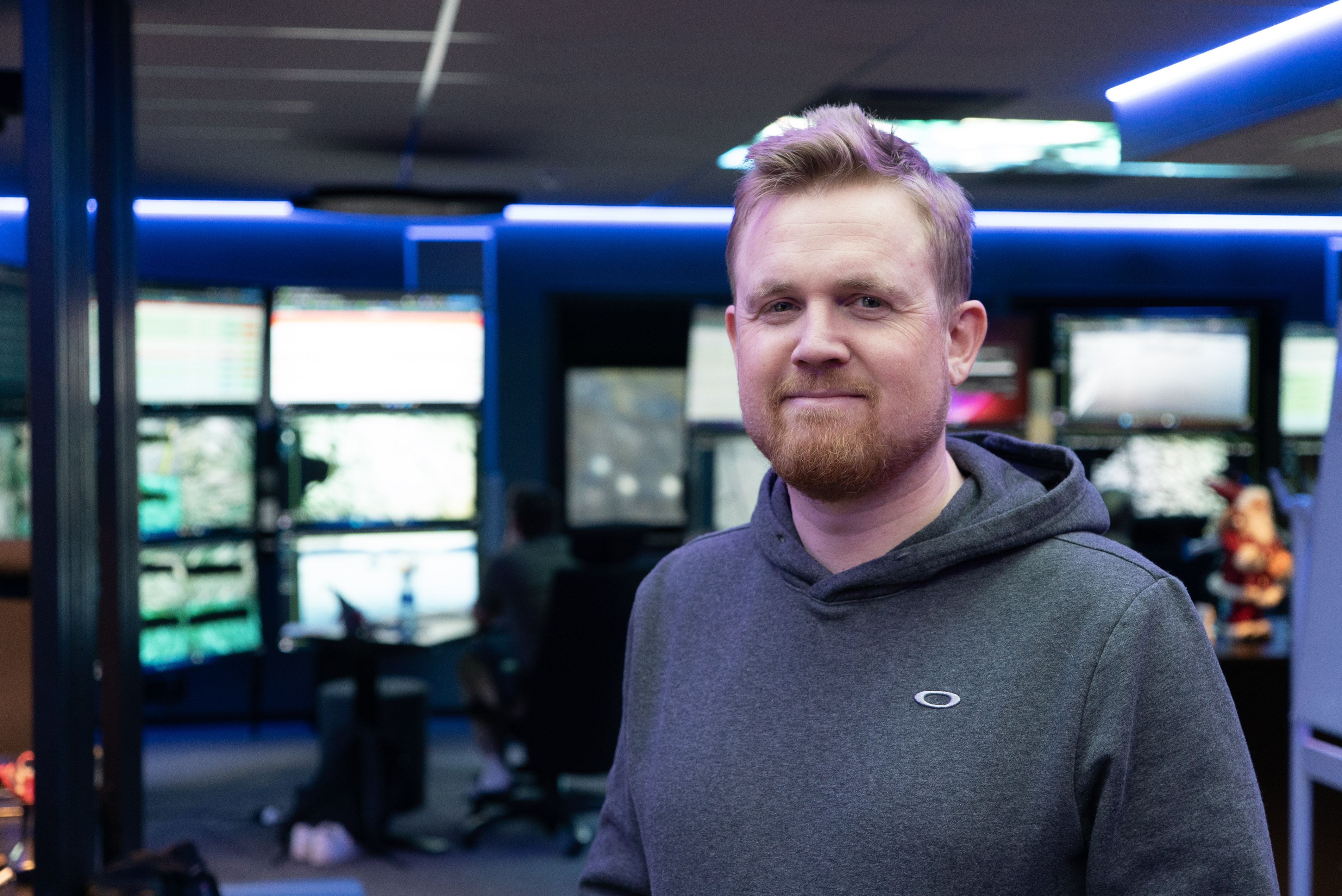 IT Delivery Lead Engineer i Hofseth, Roger Opsvik, mener fiber er avgjørende for å drive høyteknologisk matproduksjon i fjorden.